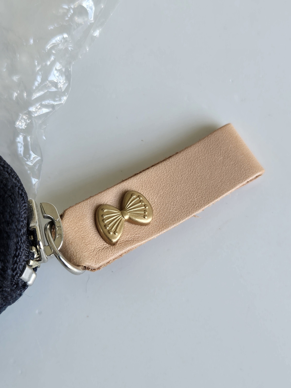Hobonichi A6 Mina Perhonen 'Ohayo' Zip Cover - Picture 7 of 9